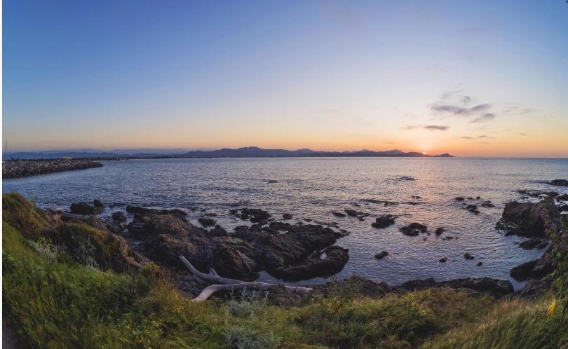 Frejus-Plage Et Centre-Ville, 28 M2, Accueil 4 Personnes, Francais, English Spoken Luaran gambar