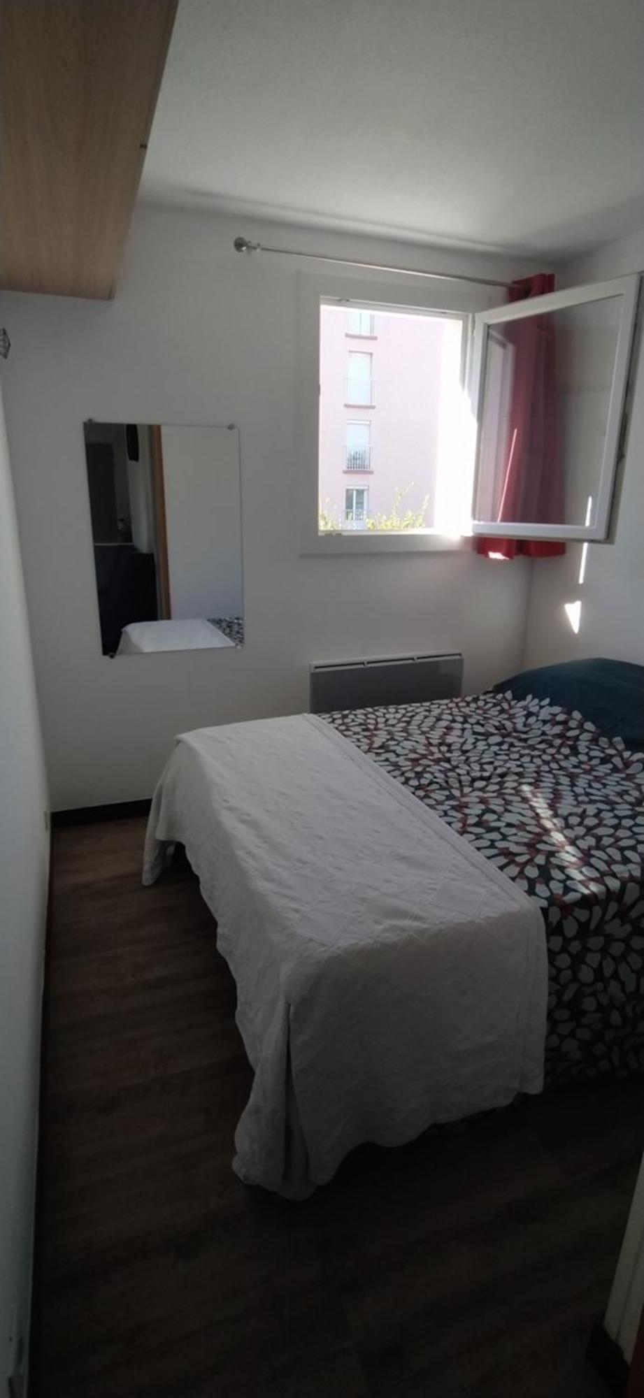 Frejus-Plage Et Centre-Ville, 28 M2, Accueil 4 Personnes, Francais, English Spoken Luaran gambar